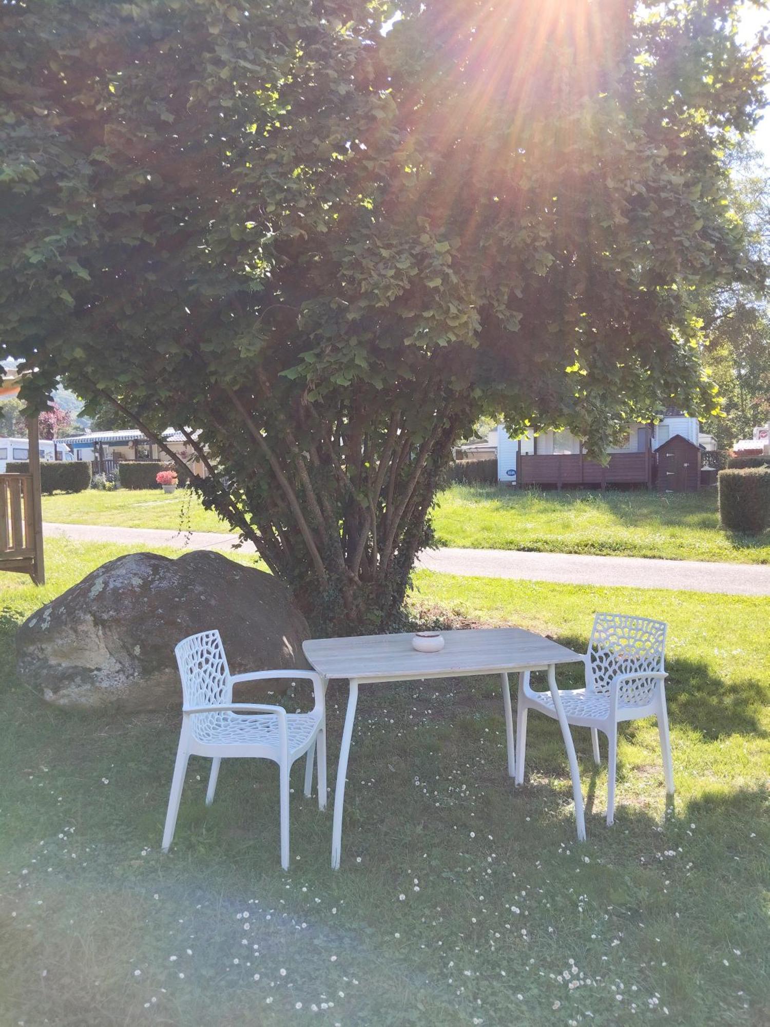 Mobil Home For Chilling Out Camping Park *** Foix Extérieur photo